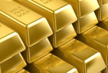 صورة الذهب يهبط مع تفوق آمال لقاح “كورونا” على ضعف الدولار