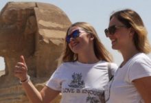 صورة خبراء مصريون يعلقون على عزم روسيا زيادة عدد الرحلات السياحية إلى مصر