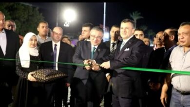 صورة وزير السياحة ومحافظ البحر الأحمر يفتتحان أعمال التطوير بأكبر ممشى سياحي بالغردقة