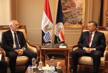 صورة وزير السياحة يبحث مع سفير اليونان بالقاهرة سبل تعزيز التعاون