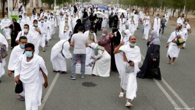 صورة نصائح للحجاج للوقاية من الإجهاد العضلي خلال مناسك الحج.. مرفق أرقام للتواصل مع البعثة الطبية بالأراضي المقدسة