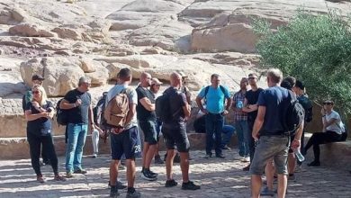 صورة سانت كاترين تستقبل 13 رحلة سياحية .. والأجواء الشتوية تجذب المغامرين