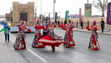 صورة السعودية تُطلق مهرجان قمم الدولي للفنون الأدائية الجبلية الثالث في عسير