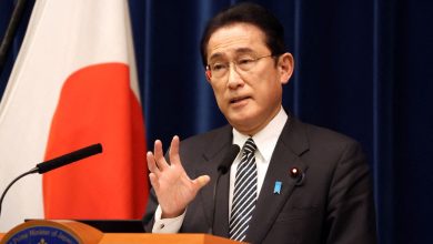 صورة رئيس الوزراء الياباني: نقص وقود الطائرات يعيق توسع السياحة في اليابان