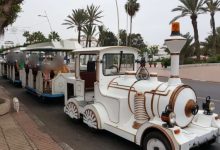 صورة القطار السياحي الصغير يعود إلى شوارع مراكش