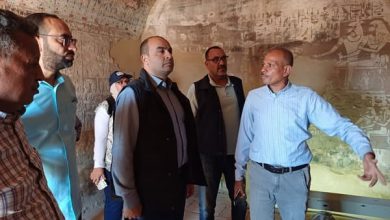 صورة أمين المجلس الأعلى للآثار يتفقد أعمال ترميم معبد إسنا بالأقصر