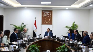 صورة رئيس الوزراء يتابع مستجدات ملف طرح إدارة وتشغيل المطارات المصرية أمام القطاع الخاص