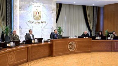 صورة “مجلس الوزراء”يوافق على استكمال صرف دفعات صندوق الطوارئ لعمال فنادق طابا ودهب ونويبع