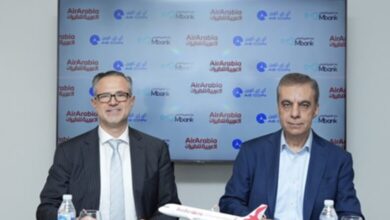 صورة “العربية للطيران” الإماراتية تعتمد عملة “AE Coin” كخيار دفع رقمي بالتعاون مع بنك المارية