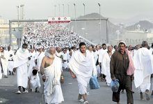 صورة  حجاج بيت الله الحرام يتوافدون إلى مشعر منى لقضاء يوم التروية في أولى محطات الحج.. اليوم الأربعاء