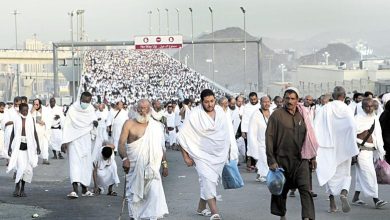 صورة  حجاج بيت الله الحرام يتوافدون إلى مشعر منى لقضاء يوم التروية في أولى محطات الحج.. اليوم الأربعاء
