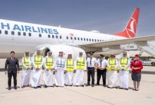 صورة محافظ الأحساء يدشّن أولى الرحلات المباشرة بين مطار الأحساء الدولي ومطار ريزا – أرتفين الدولي في تركيا