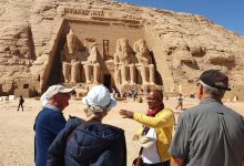 صورة وزير السياحة والآثار يصدر قراراً وزارياً بزيادة أجر المرشد السياحى في مصر
