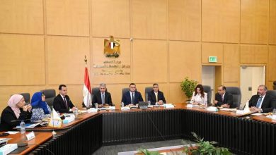 صورة وزيرا السياحة والإسكان يتابعان المخطط الاستراتيجي لتطوير مطار سفنكس وسقارة