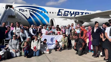 صورة مصر للطيران تستقبل أطفال 57357 فور عودتهم من أسوان
