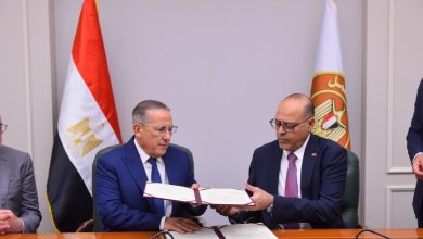 صورة وزارة العمل واتحاد الغرف السياحية يوقعان بروتوكول تعاون لتنظيم تصاريح عمل الأجانب