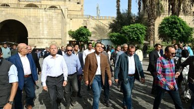 صورة مدبولي: إعادة تأهيل المباني التاريخية وتعظيم القيمة التراثية والسياحية لشارع المعز