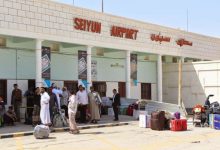 صورة توقف مفاجئ لرحلات الطيران في مطار سيئون الدولي باليمن