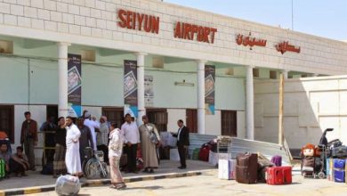 صورة توقف مفاجئ لرحلات الطيران في مطار سيئون الدولي باليمن