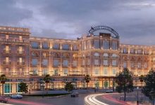 صورة رئيس الوزراء يشهد توقيع عقد تشغيل فندق الكونتيننتال التاريخي وسط القاهرة