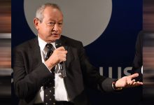 صورة “ساويرس”: 1.5 مليار جنيه حجم استثماراتنا لتطوير منطقة الأهرامات