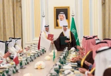 صورة السعودية وقطر توقعان اتفاقية لتنفيذ مشروع قطار سريع يربط الرياض بالدوحة