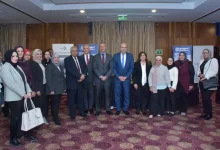 صورة الحفنى يُكرم مهندسي مصر للطيران للصيانة والأعمال الفنية لجهودهم المتميزة في تحديث أسطول طائرات إيرباص A320