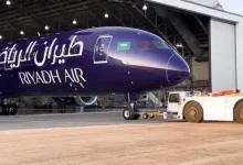 صورة “طيران الرياض” ينجز أول رحلة اختبارية لطائرته الأولى من “بوينغ”