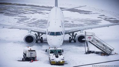 صورة شركات طيران يابانية تلغي عشرات الرحلات بسبب العواصف الثلجية