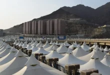 صورة شركات أمن لمنع الدخلاء بمخيمات حجاج السياحة في مكة واهتمام باللاند سكيب