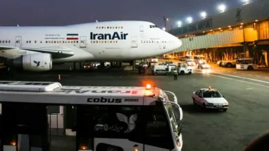 صورة استئناف الرحلات التجارية بمطار طهران الدولي لأول مرة منذ نشوب الحرب