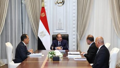 صورة الرئيس السيسي يوجه بتشديد الرقابة على استغلال الشواطئ