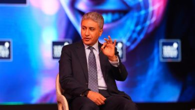 صورة وزير السياحة المصري: 96% من السياحة الوافدة لمصر تأتي عن طريق الطيران
