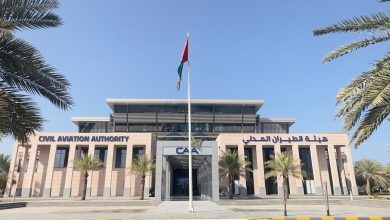 صورة تنبيه هام من الطيران المدني العماني للمسافرين عبر مطارات السلطنة