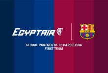صورة مصر للطيران ونادي برشلونة الإسباني يوقعان اتفاقية شراكة عالمية حتى 2028-2029