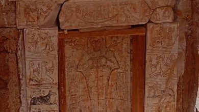 صورة “الآثار”: العثور على مقبرة هرمية من العصر الروماني بالواحات الداخلة بالوادي الجديد بنقوش نادرة